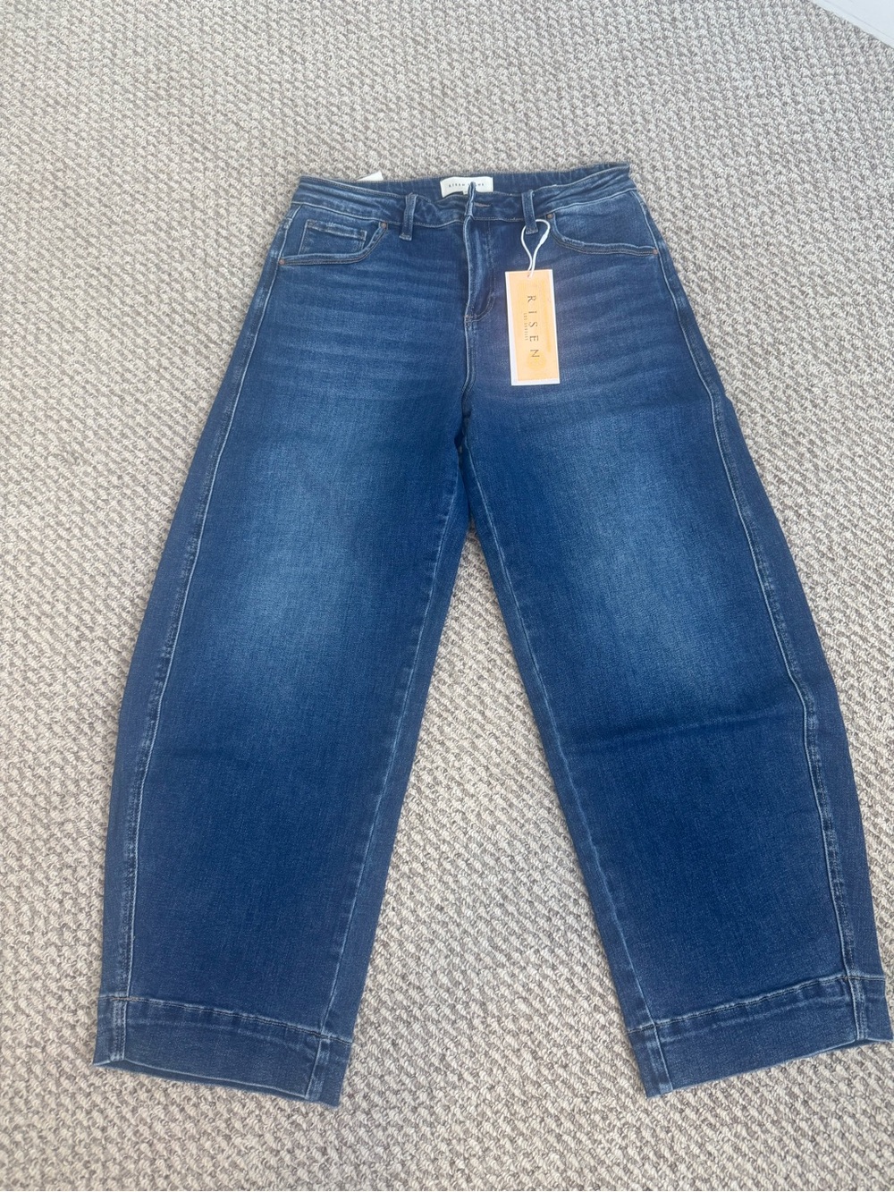 Risen Mid Rise Crop Barrel Jeans
